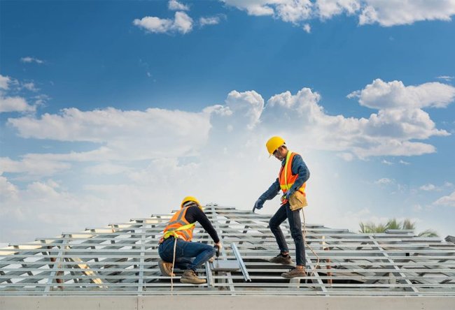 Roofing contractors in Mount Waverley